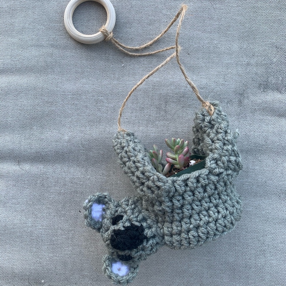MINI Koala succulent plant hanger - Picture 3 of 5